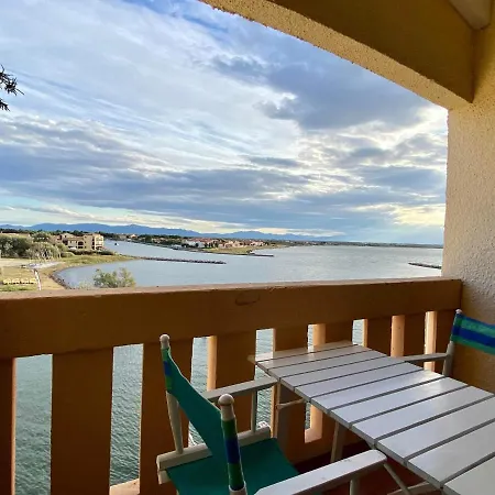 Apartment Avec Magnifique Vue Sur L'eau